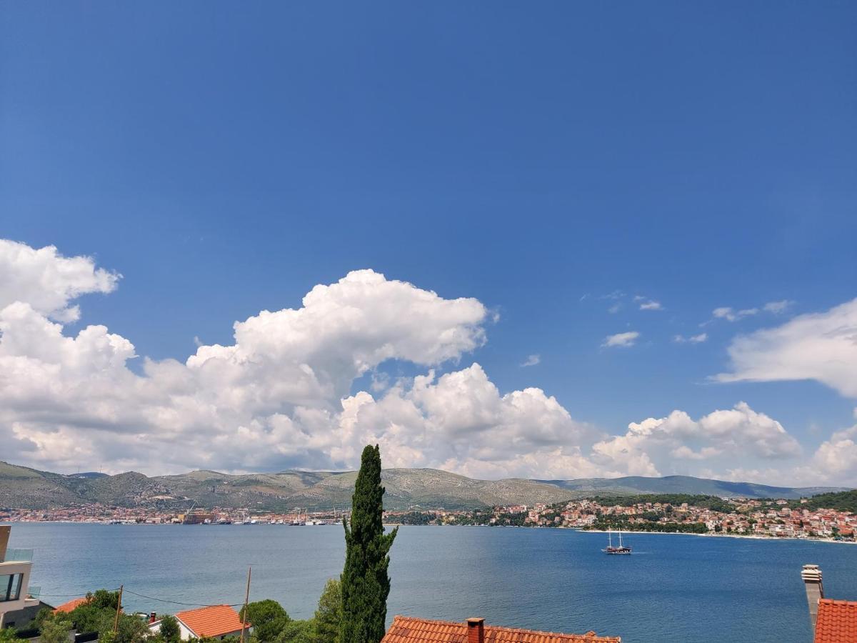 Villa Uno โตรกีร์ ภายนอก รูปภาพ